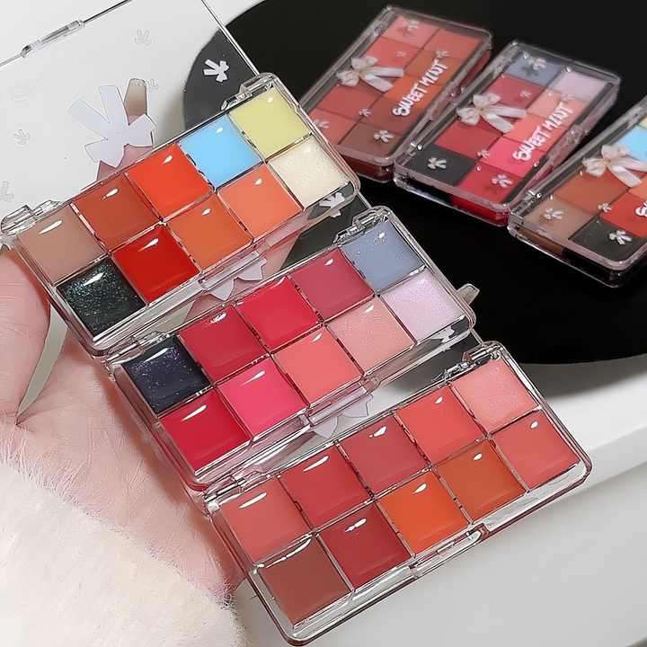 Sweet Mint 10 Colors Moisturizing Sweetheart Lip Palette