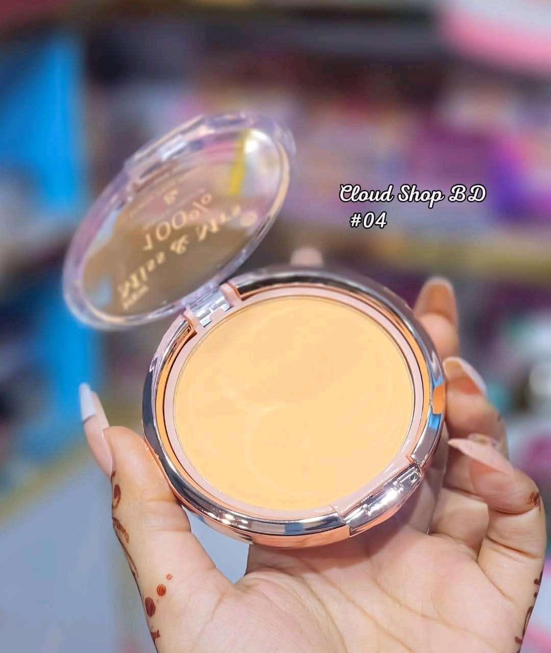 Miss & Mrs Full Coverage Compact Powder