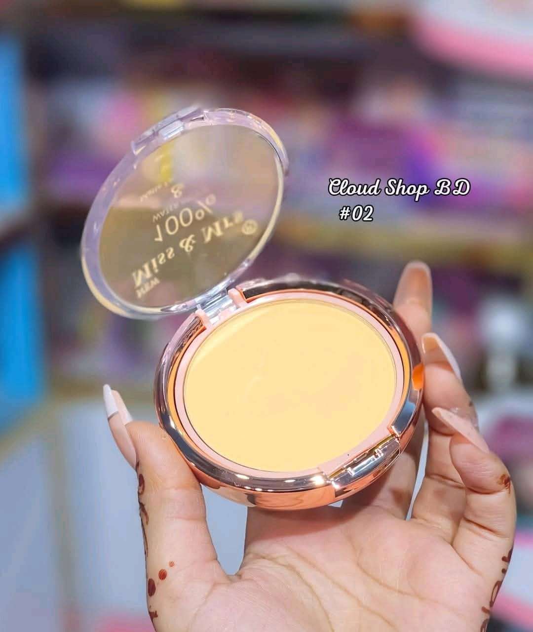 Miss & Mrs Full Coverage Compact Powder